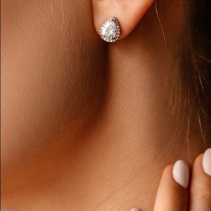 Nikola Valenti White Gold Plated Stud Earrings